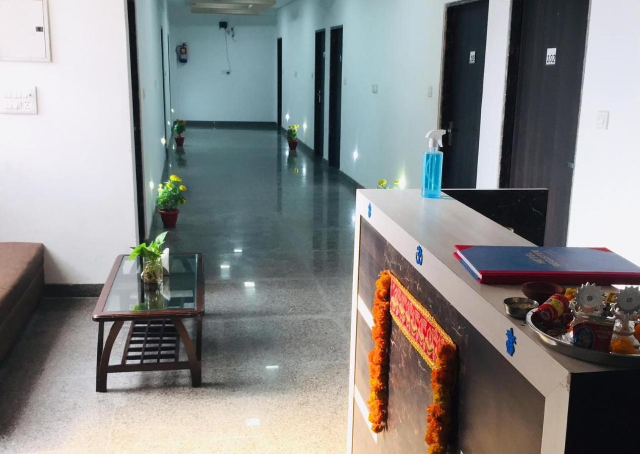 The Magnum Bed & Breakfast New Delhi Exterior foto