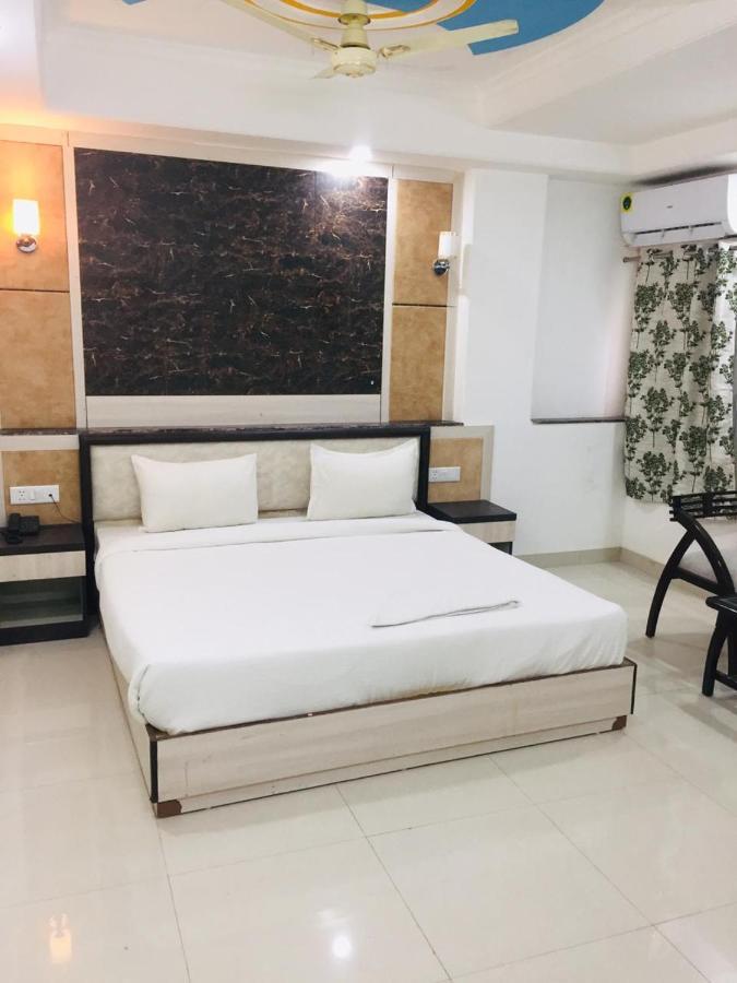The Magnum Bed & Breakfast New Delhi Exterior foto