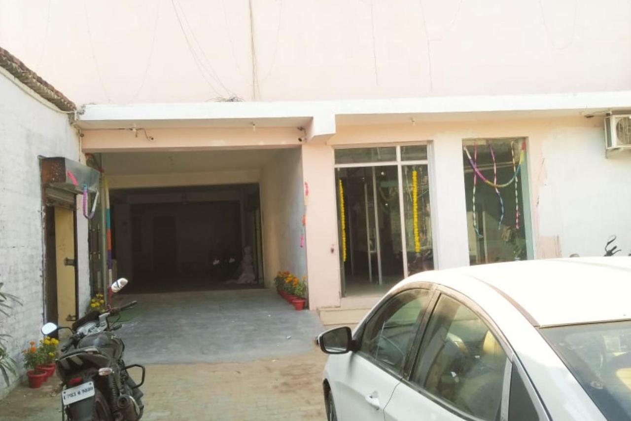 The Magnum Bed & Breakfast New Delhi Exterior foto