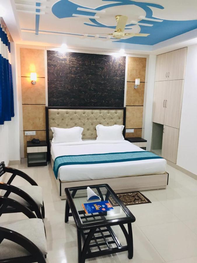 The Magnum Bed & Breakfast New Delhi Exterior foto